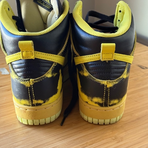 Nike Dunk High 1985 SP "Yellow Acid Wash" sneaker. - Picture 3 of 5